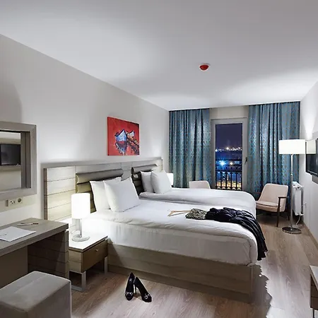 Rox Hotel